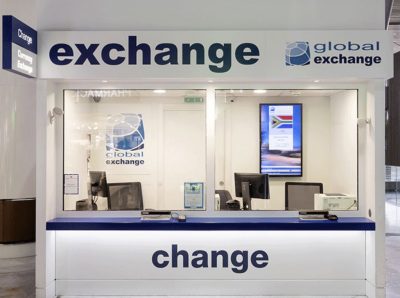 Bureaux de change à l&rsquo;aéroport Paris-Orly