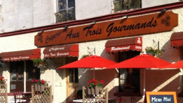 Aux Trois Gourmands, restaurant, crêperie à Roissy