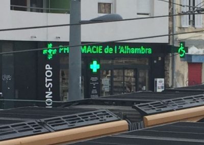 Pharmacie de l&rsquo;Alhambra à la gare de Marseille-Blancarde