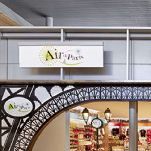 Shopping d’articles de divertissements, presses et multimédia chez Air de Paris