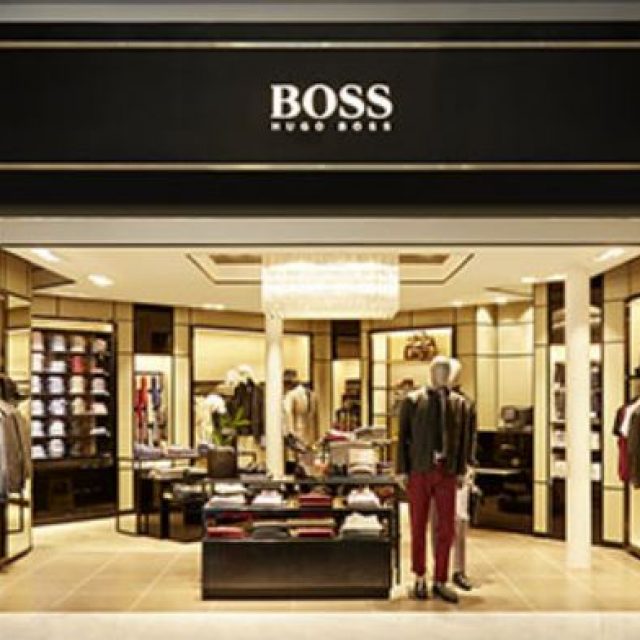 Hugo Boss : shopping de luxe, mode & accessoires à Paris-Charles De Gaulle